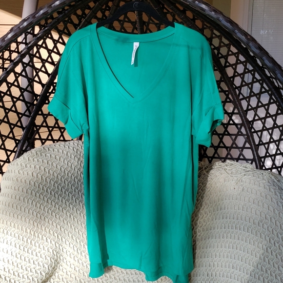 Brand new oversized rolled cuff tops - Picture 4 of 8